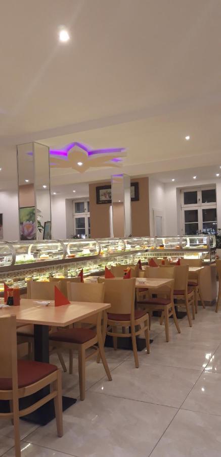 Trang Hotel ราชตัทท์ ภายนอก รูปภาพ