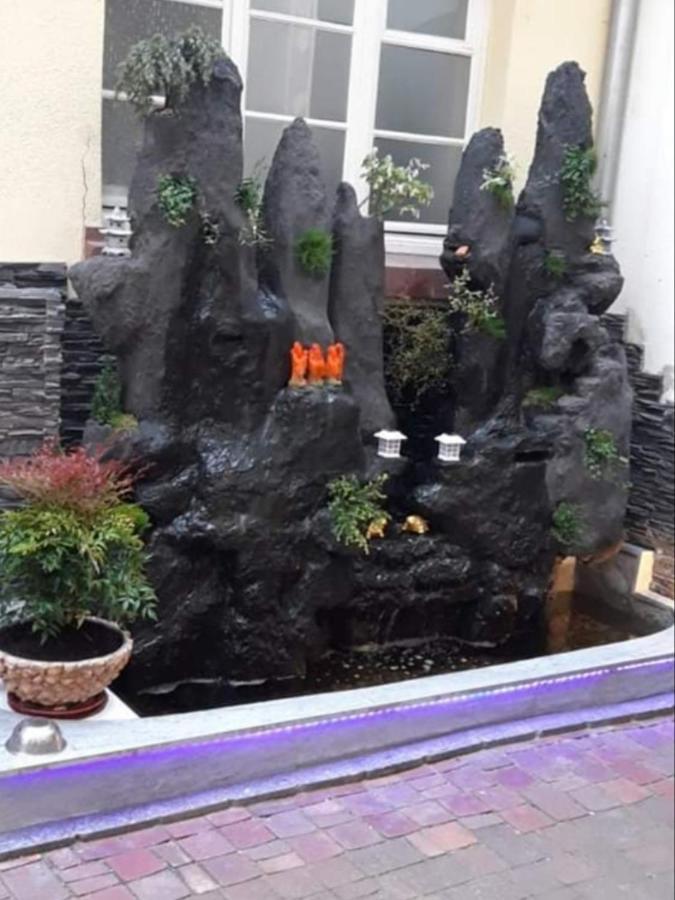 Trang Hotel ราชตัทท์ ภายนอก รูปภาพ