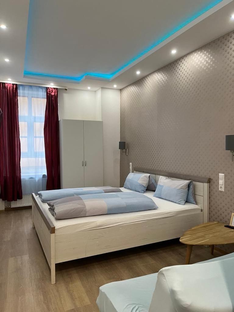 Trang Hotel ราชตัทท์ ภายนอก รูปภาพ