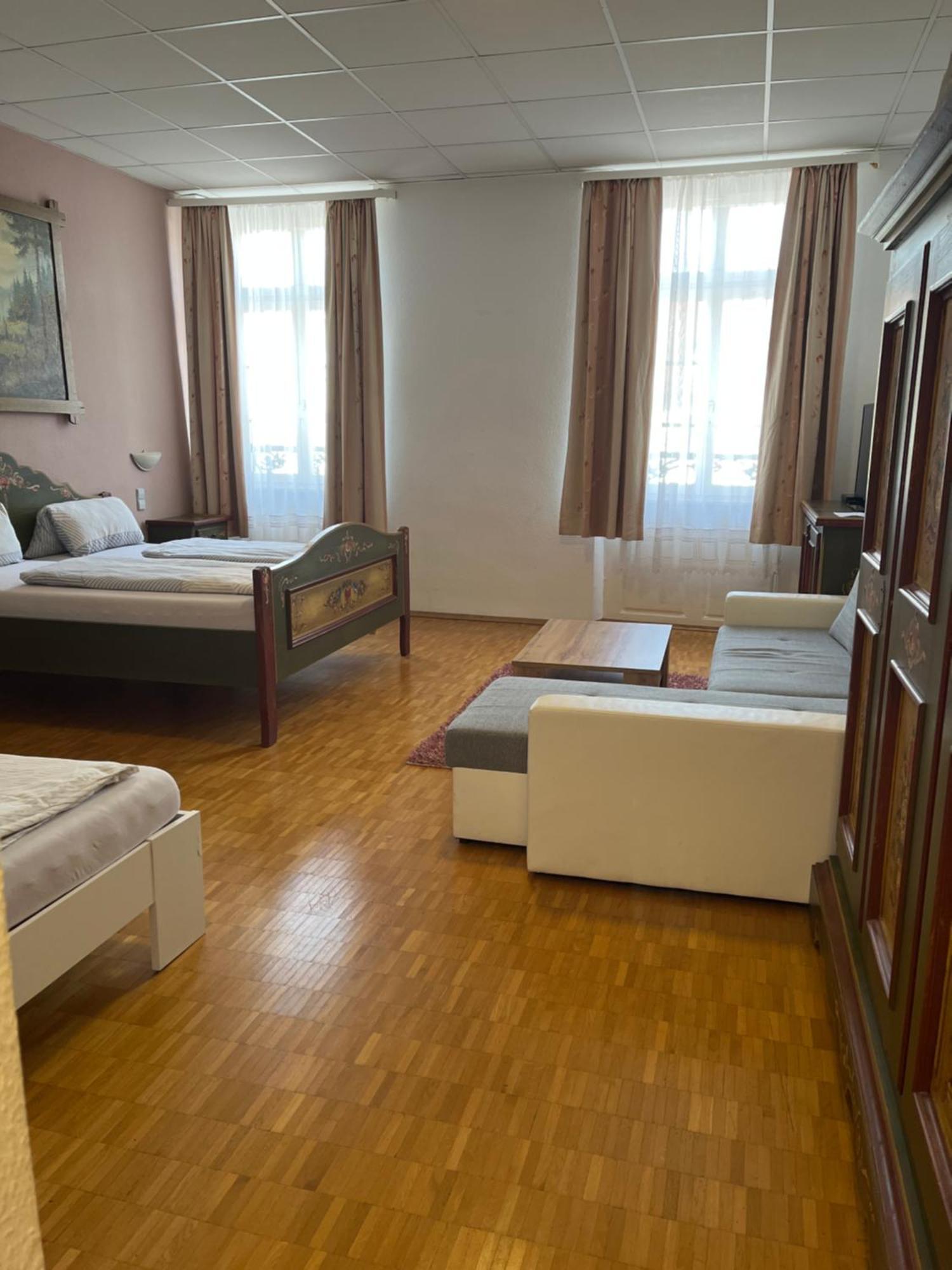 Trang Hotel ราชตัทท์ ภายนอก รูปภาพ